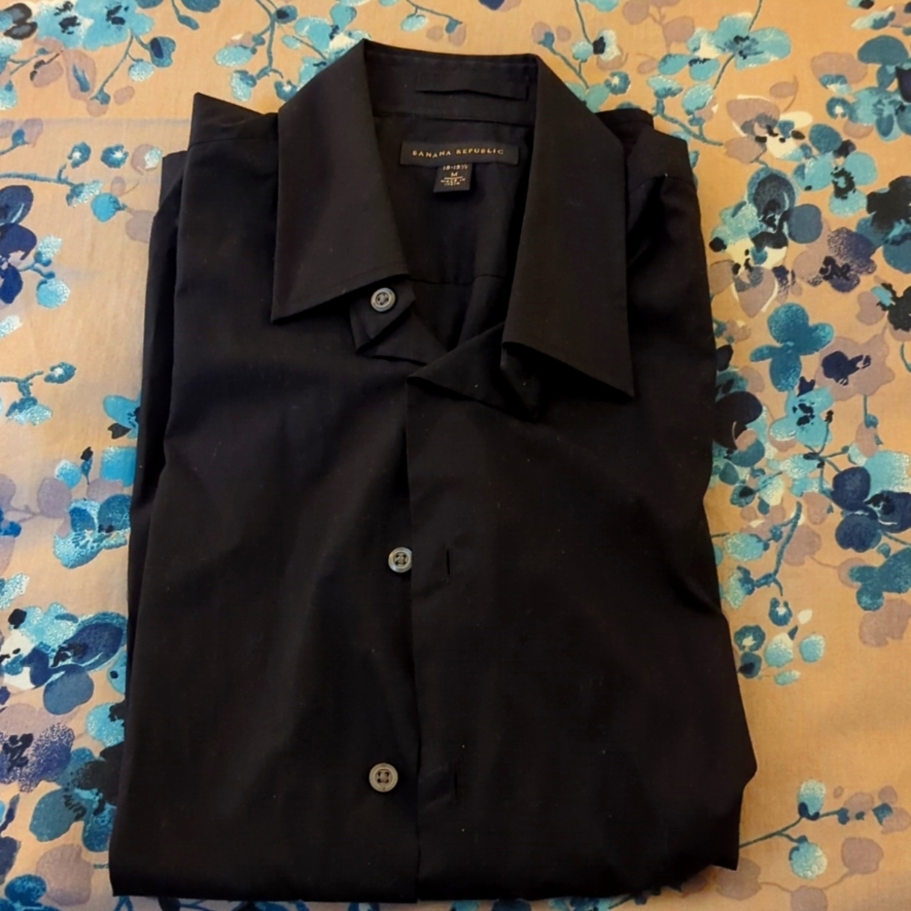 Banana Republic , M, Black shirt
